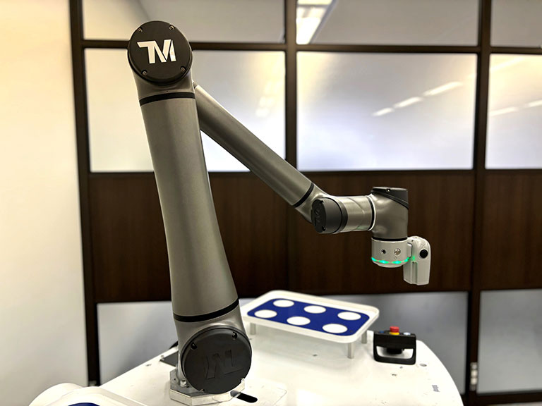 TECHMAN AI 協働ロボットSシリーズ