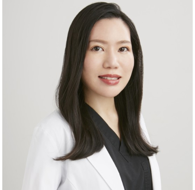 久野賀子 氏
